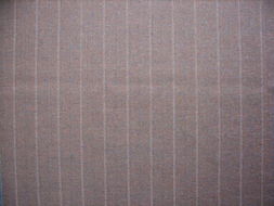 紹興縣易星紡織品 T/R面料的專業(yè)織造與創(chuàng)新應用